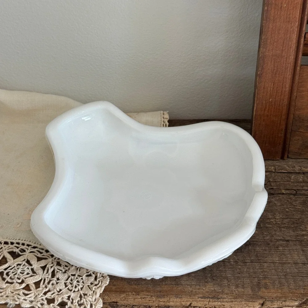 Vintage White Milk Glass Embossed Starburst Geometric Trinket Candy Dish Bowl
